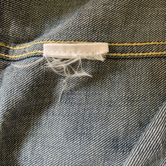 Gap 1969 Distressed Medium Ombre Wash Raw Hem Denim Vest with Flap Pockets XS - Picture 10 of 10